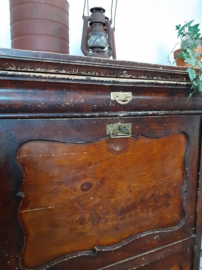 Stoere shabby biedermeier kast