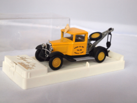 Solido 4410 C4F kraanwagen geel 1:43