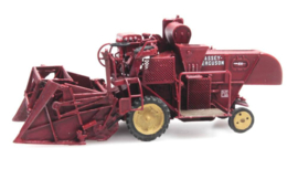 387 337 Combine MF 830 HO 1:87