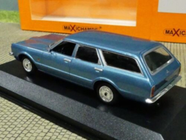 940-081311 Ford Taunus Turnier 1970 blauw 1:43