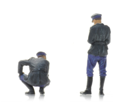 5870057 Rijkspolitie 2 figuren HO 1:87