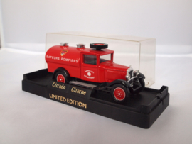 Solido 4422 C4F tankwagen Sapeurs Pompiers 1:43