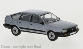 PCX 87 0411 VW Passat B2 metallic grijs 1:87