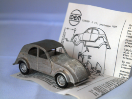 IDEM Citroen 2 CV prototype 1939, witmetalen kit  1:43