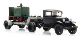 387.556 Ford AA oplegger met Deutz locje HO 1:87