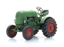 387.562 IFA Brockenhexe tractor HO 1:87