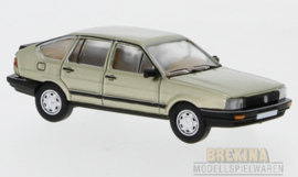 PCX 87 0077 Volkswagen Passat beige 1:87