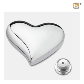 K603 Heart Keepsake Urn Pol Silver, 0,05 liter, LoveUrns