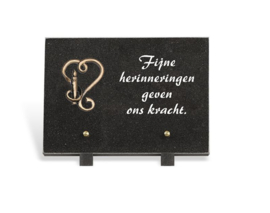 Bronzen hart met kaars Monument  18x25cm  en met eigen tekst