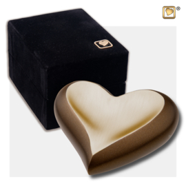 K613 Heart Keepsake Urn Auburn & Bru Gold, 0,04 liter,  LoveUrns