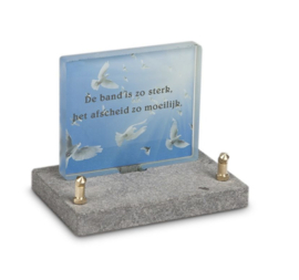 Monument Glas, duiven, 10x12 cm  met eigen tekst
