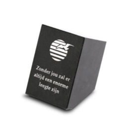 Massief blok (zon & vogel) met eigen tekst | 8x11x 8cm