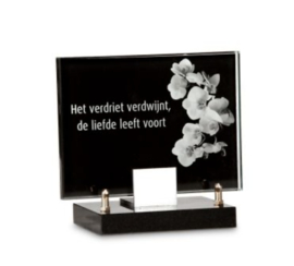 Monument Glas, orchidee, 15x20cm  en met eigen tekst