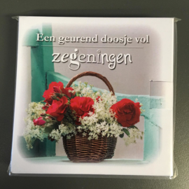 Een geurend doosje vol zegeningen 'mandje met rozen'