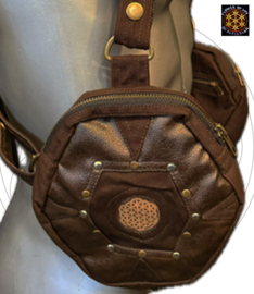 Hexagon pocket holster vest