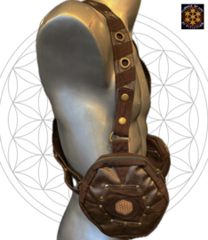 Hexagon pocket holster vest