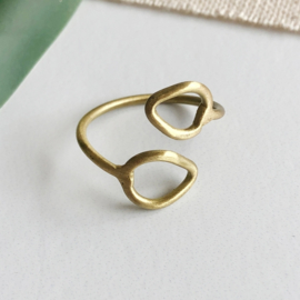 Ring leaf gold