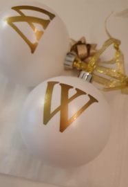 Christmas ornament with letter