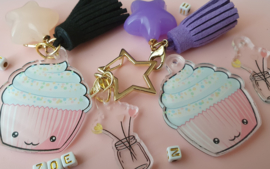 Acryl hanger Kawaii cupcake met naam (pst)