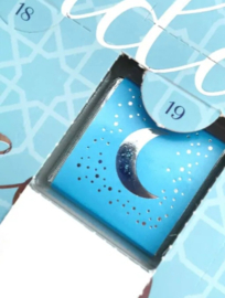 Ramadan aftelkalender met chocolade zilver grijs