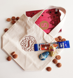 Sinterklaas mini tote with sweets