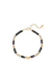 Armband met steentjes