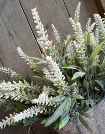 Lavendel kunsttak / bundel Creme