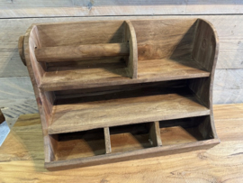 Houten gruttersbak met keukenrolhouder