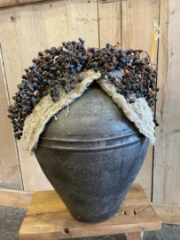 Grote robuuste pot antique black