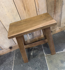 Houten bankje / krukje  40 cm