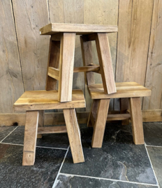 Klein bankje / krukje 30 cm
