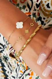 Lief armbandje met bloemetjes