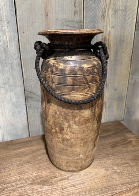 Hoge smalle  nepalese pot met touw