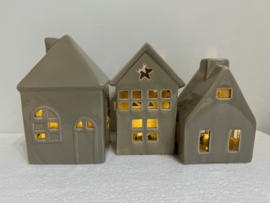Aardewerk huisje met led licht