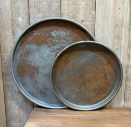 Rond ijzeren dienblad  - plateau - schaal  / 2 maten