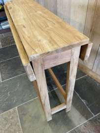 Teak houten tafeltje / Balkontafel