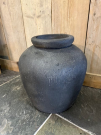 Grote antique black pot / vaas