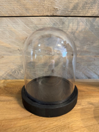 Kunststof stolp op houten voet