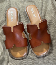 Slippers / Muiltjes Cognac