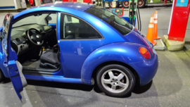 Volkswagen Beetle 2.0 L bj 1999 nw apk verkocht