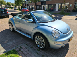 Volkswagen Beetle cabrio 1600 cc   bj 6-2005 apk 6-2022 verkocht