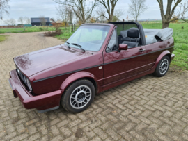 Vollswagen Golf 1 cabrio bj nw Sonerland kap geheel uitgevoerd als nieuw type  1800 injektie Verkocht
