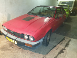 Alfa Romeo GTV 2.5 6 cilinder bj 1981 Verkocht