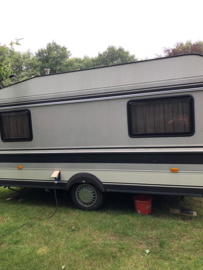 Hobby 420 bj 1989 incl Dorema voortent luifel en uitbouw verkocht