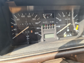 Volkswagen Golf 1 bouwjaar 1982 1500 cc benzine automaat apk 9-2023 verkocht