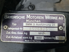 BMW 525 bouwjaar 1978  lpg apk 26-01-2023 verkocht