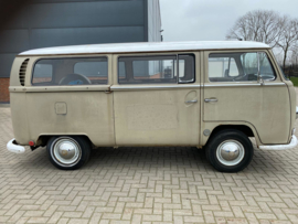 Volkswagen T2 a De Luxe bouwjaar 2-1968 verkocht