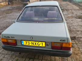 Audi 80 bj 7-1986 1600 cc 5 bak apk 1-2023 verkocht
