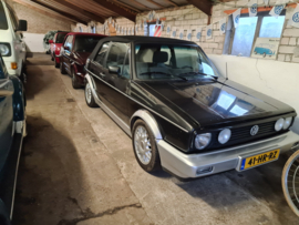 Volkswagen Golf 1 cabrio bj 1990 two tone 1.8 injectie Sonnerland kap Verkocht