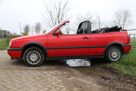 Volkswagen Golf cabrio bouwjaar 1994 1.8 benzine apk  31-01-2022 220000 km nap aanbieding😉